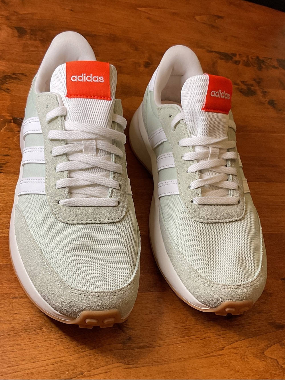Adidas Run 70s